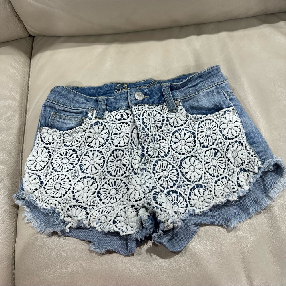 dELiA*s Blue and White Jean Shorts with Lace Overlay Womens Size 00